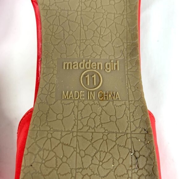 Madden Girl G-ELLY D'Orsay Flats Pointed Toe Red Perforated Vegan Leather Sz 11 - Picture 7 of 10